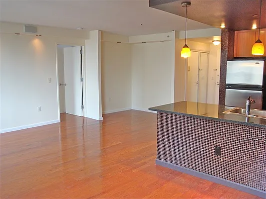 Rented by Sotheby's International Realty | media 25