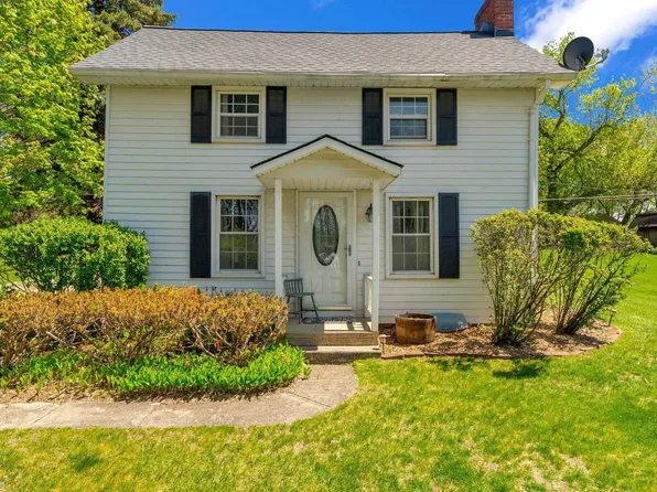 5252 Rochester Rd, Leonard, MI 48367