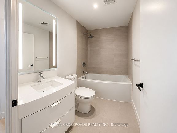 5th image of 308 Jarvis St #3111