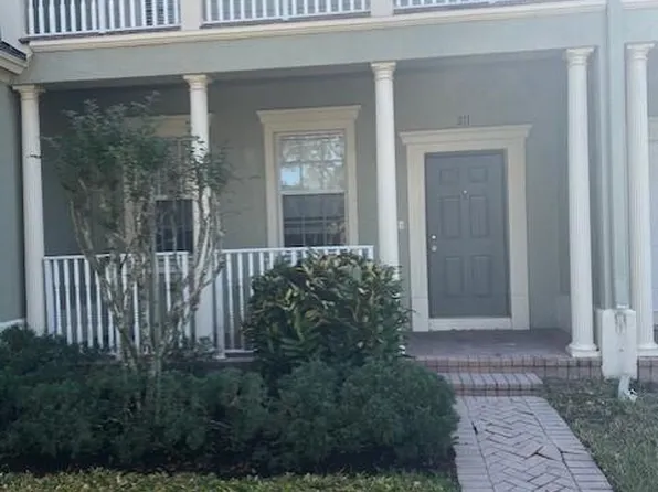 211 E Thatch Palm Cir, Jupiter, FL 33458