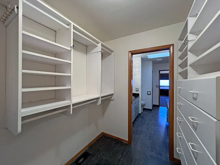 7512 Leif Ericson Dr — Photo 58