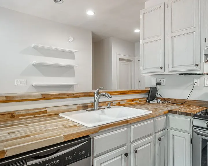 1300 Riverview Rd — Photo 20
