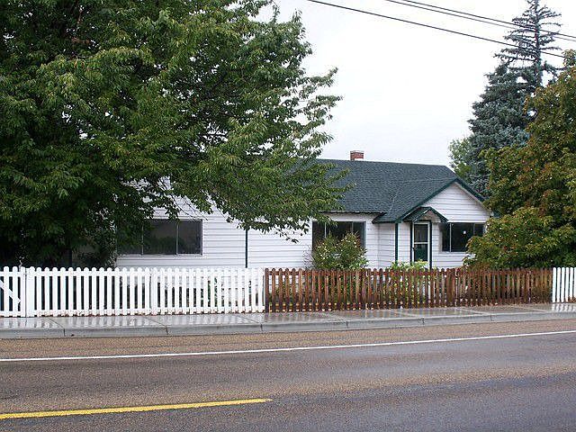 2nd image of 3216 S 10th Ave