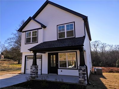301 N Palmetto St, Liberty, SC, 29657