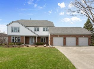 170 Pinyon Pine Ct N, Buffalo Grove, IL 60089
