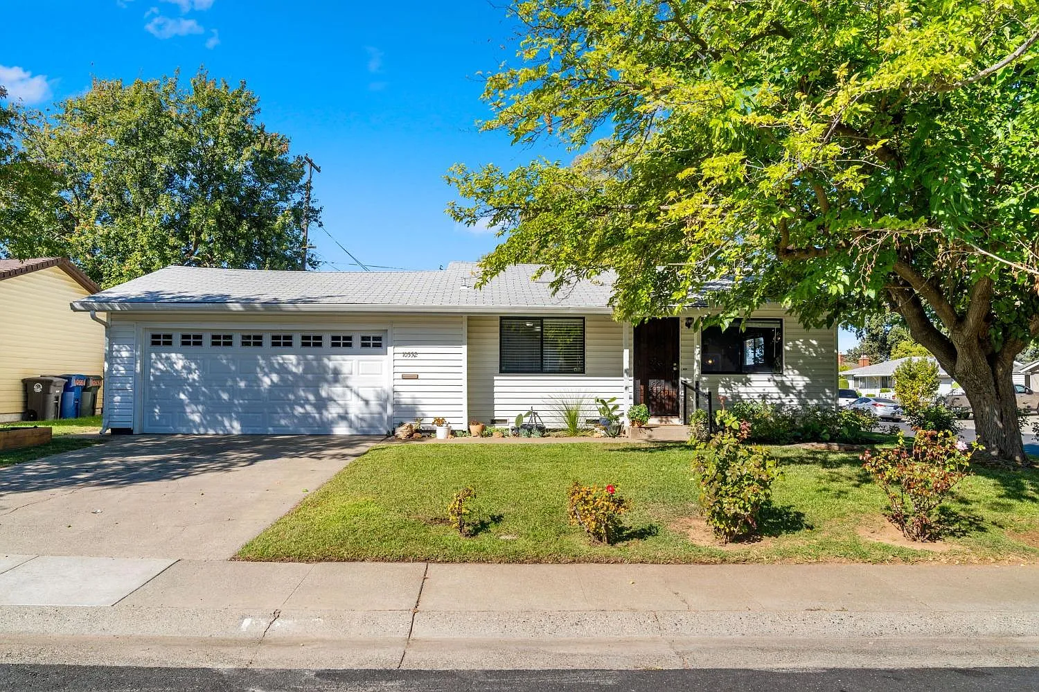 10552 Mills Acres Cir photo 1