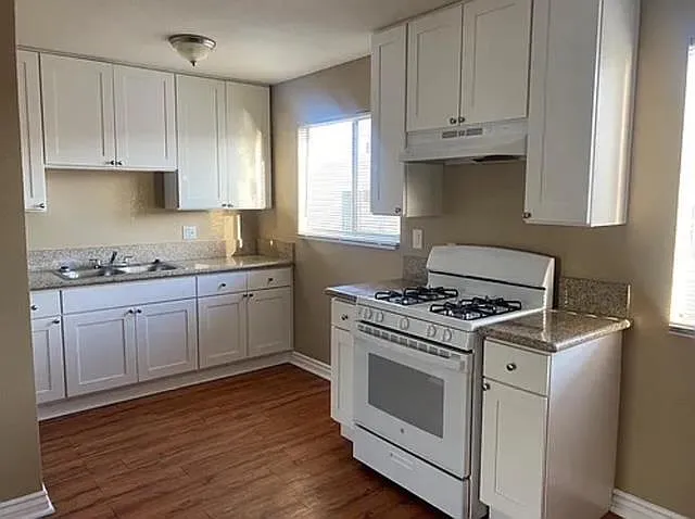 1127 W 252nd St #STUDIOX1-1495 — Photo 7
