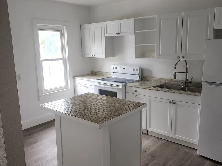 1205 S Madison Ave #3 — Photo 20