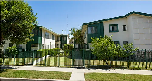 4559-4601 August St Photo 1