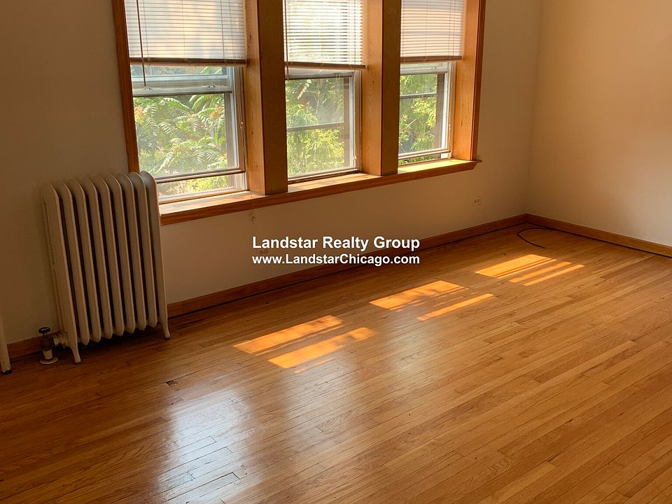 1st image of 2618 W Gunnison St #2