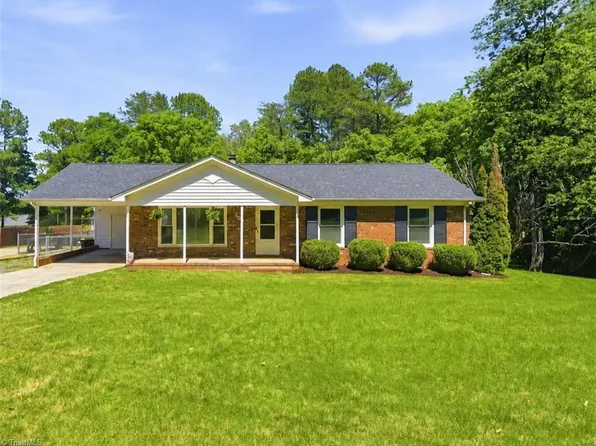 186 Windsor Dr, Graham, NC 27253