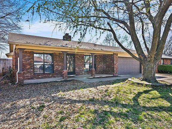 2nd image of 590 E 133rd Pl