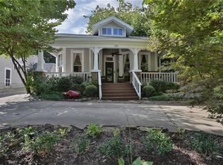 219 E Maple St, Fayetteville, AR 72701