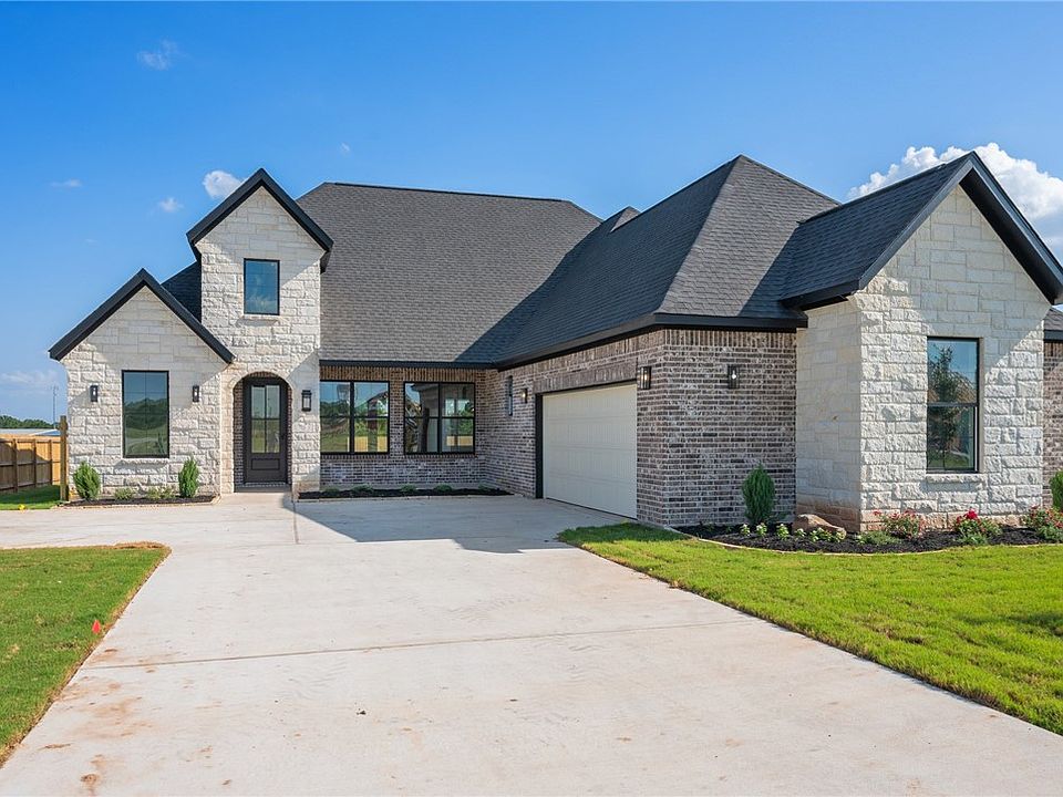 1st image of 4225 Skylar Dr