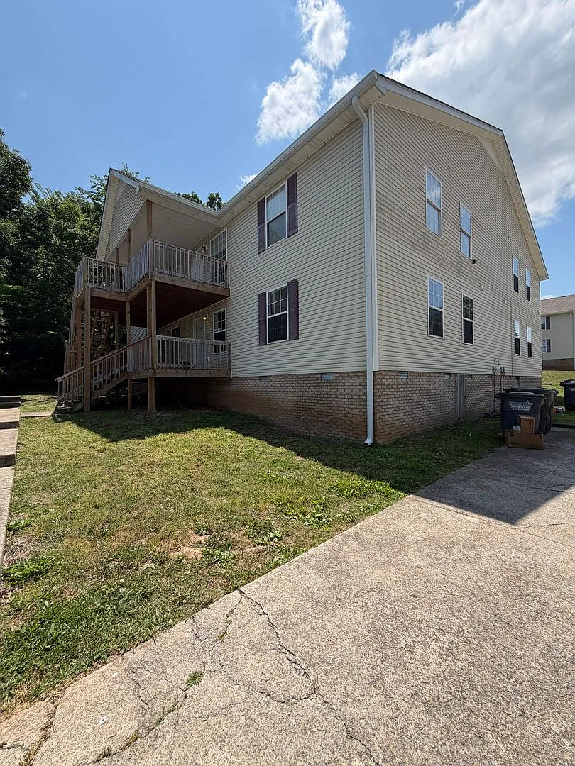 164 Lexington Drive — Photo 1