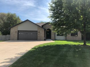 251 Willow Creek Rd, Rosendale, WI 54974