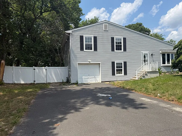 725 Birmingham Ave — Photo 23