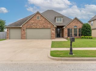 6088 E 145th Pl S, Bixby, OK 74008