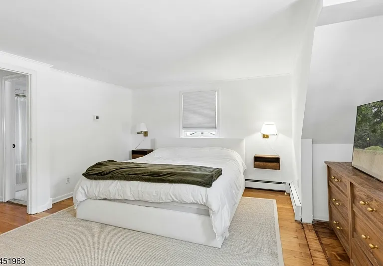 329 Maplewood Ave — Photo 14