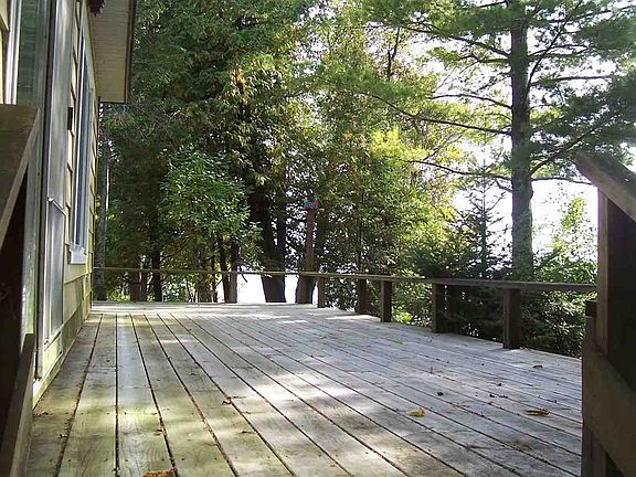 4th image of 11269 Lake Shore Dr