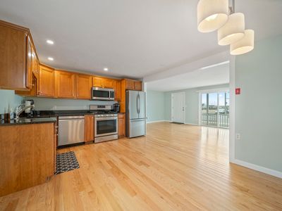 89 Ashworth Avenue #7, Hampton, NH, 03842