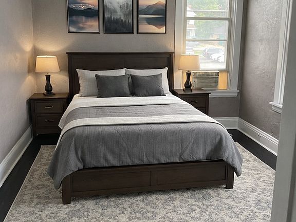 2nd image of 709 Washington Ave #2