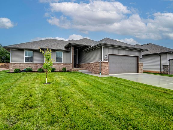 3rd image of 824 S Wheaton Hills Drive Lot 165
