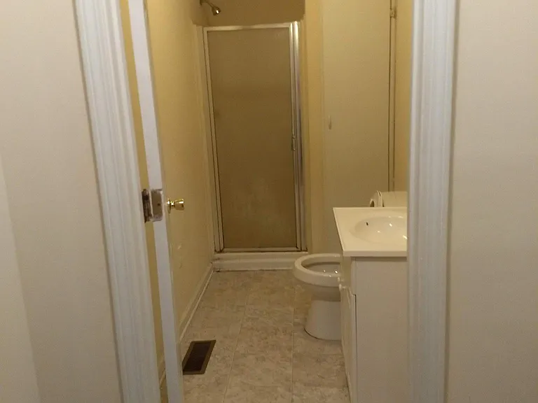 276 Moreland Ave — Photo 14