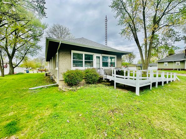 1009 S Bloomington St, Streator, IL 61364