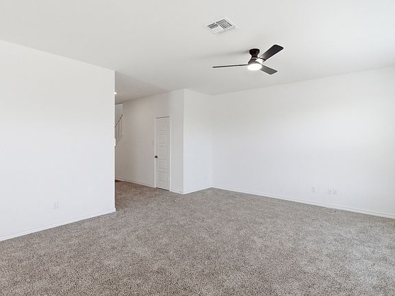 5th image of 245 Blacktail Dr