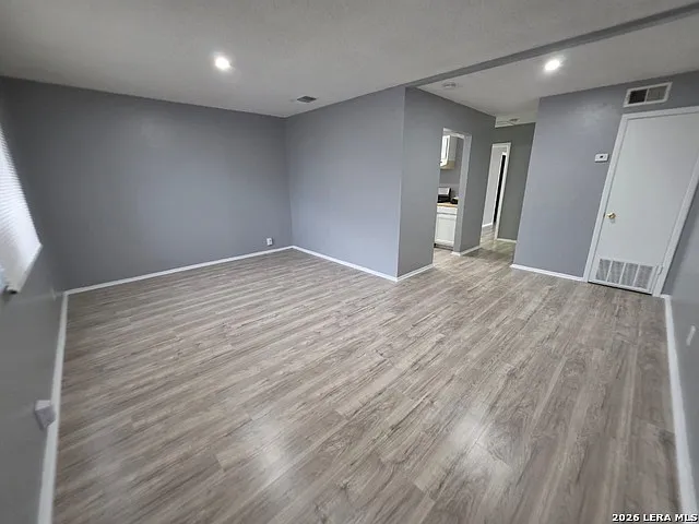 1 bed, 1.0 bath, 675 sqft, $895 — Photo 3