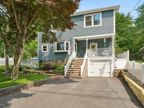 11 Lake Trail East, Wayne Twp., NJ 07470