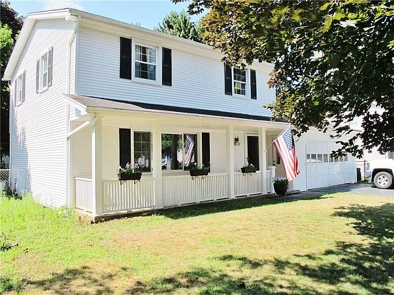 2nd image of 27 Lisand Dr