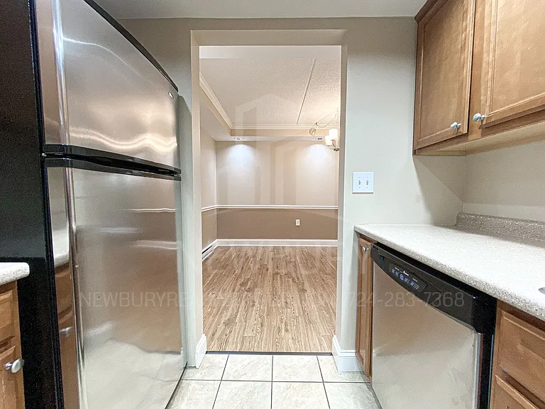 530 N Main Street - The Townhouse. — Photo 37
