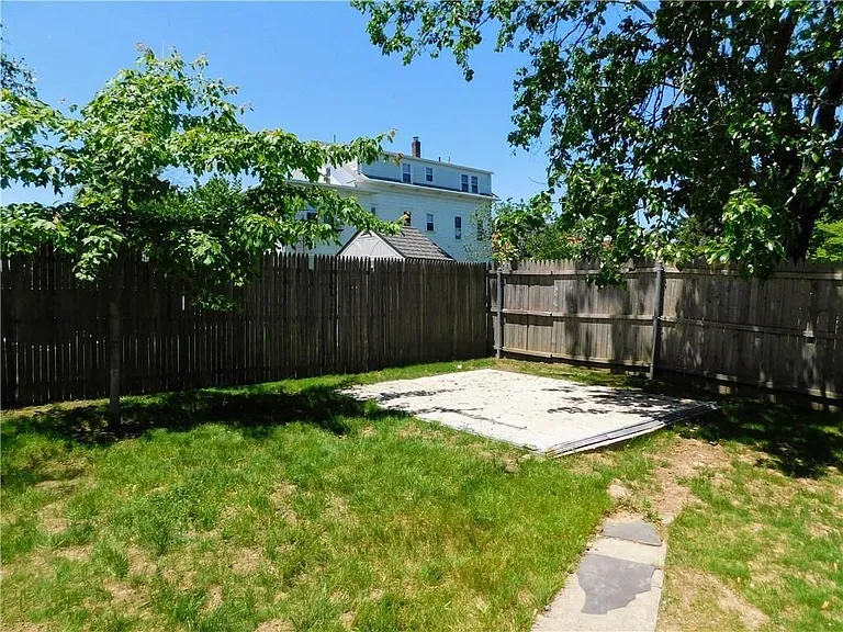 29 Haven Ave #3 — Photo 5