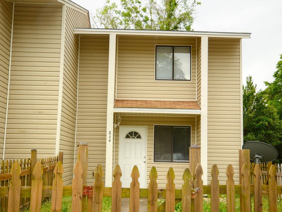 1st image of 844 West St