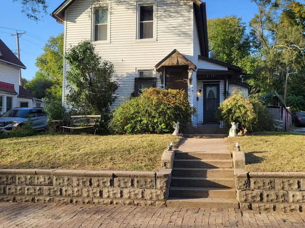 319 E Superior St, Missouri Valley, IA 51555