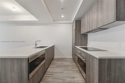 801 S Miami Ave #1702 Photo 1