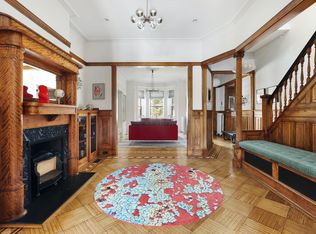28 Midwood St, Brooklyn, NY 11225