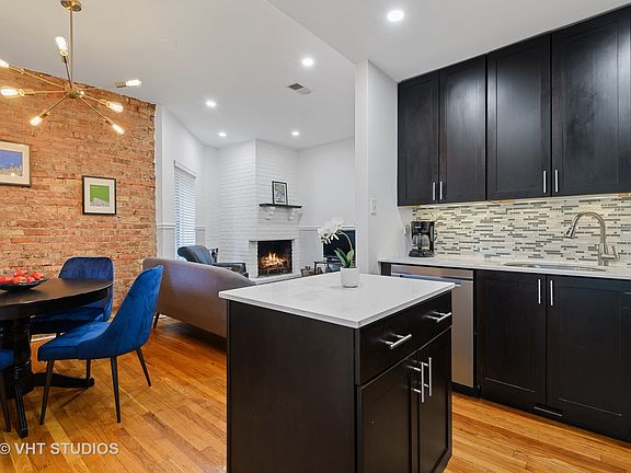 5th image of 2949 N Sheffield Ave #2