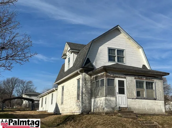 2618 P St, Auburn, NE 68305