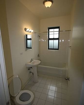 4th image of 7600 N Bosworth Ave APT 304