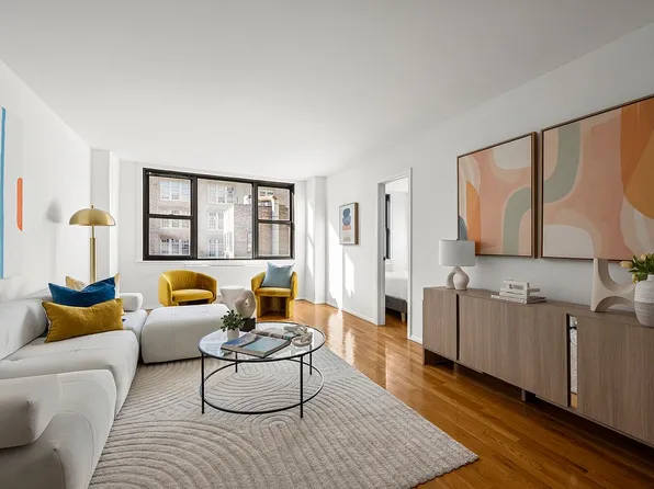 130 E 18th St APT 8N, New York, NY 10003