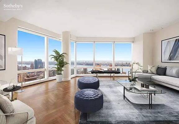 3rd image of 80 Columbus Cir #68E