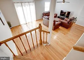 8931 Park Forest Dr — Photo 35
