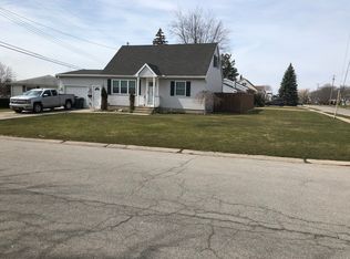 323 Rehm Rd, Depew, NY 14043