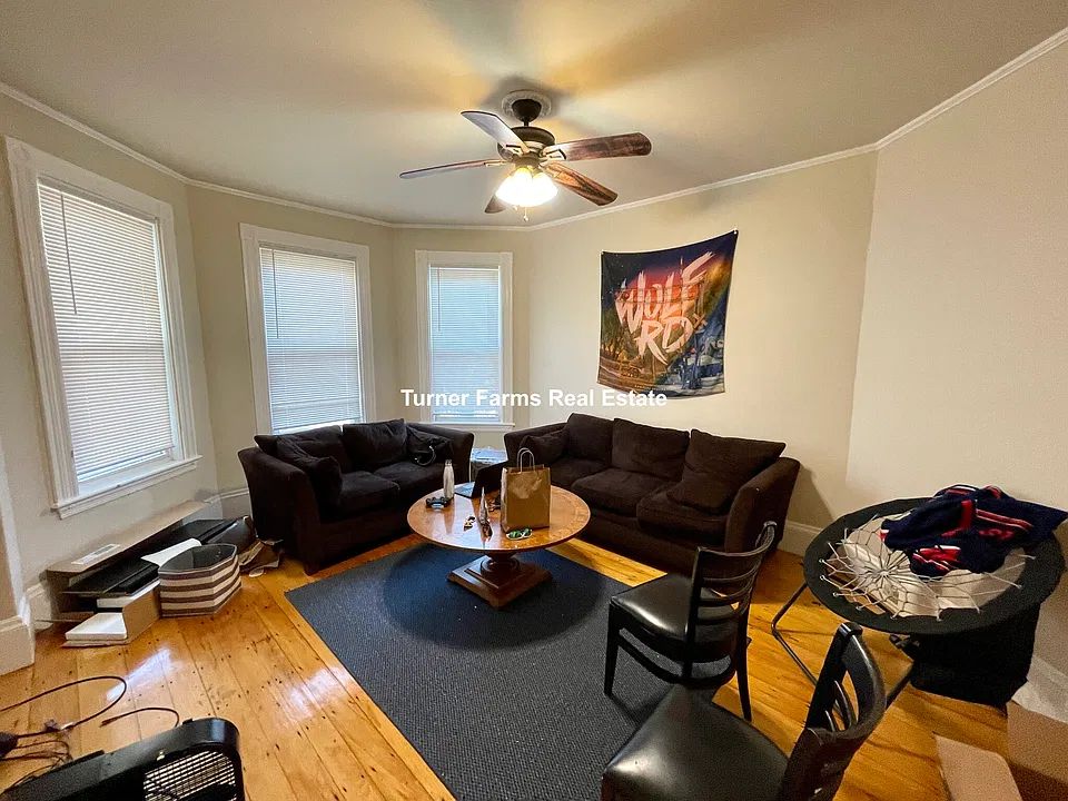 5 Sachem St