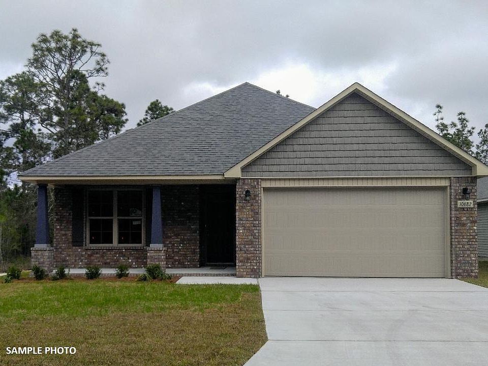 1st image of 816 Oak Aly