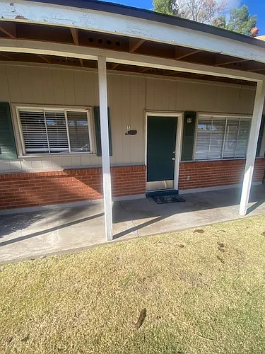 524 W Fairway Dr Photo 1