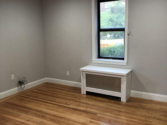 4th image of 670 N Terrace Ave APT 1A